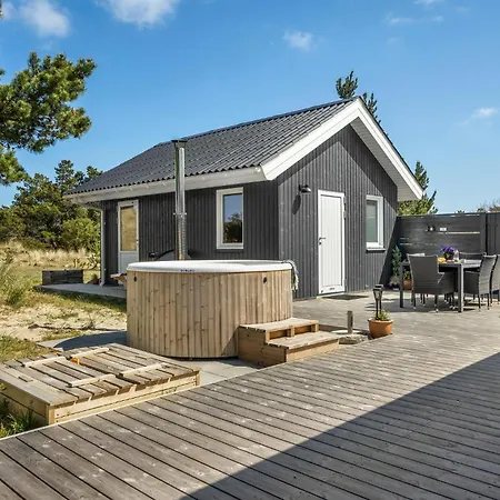 Ferienhaus 3 Bedroom Pet Friendly In *